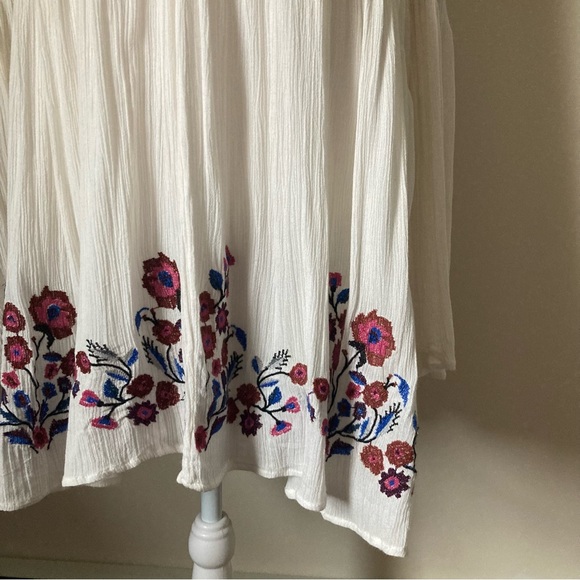 Free People Te Amo White Floral Embroidered Minidress size XS - Picture 6 of 11